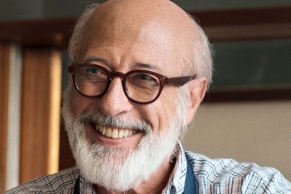 Conheça Guillermo Francella, ator homenageado no Prêmio Platino